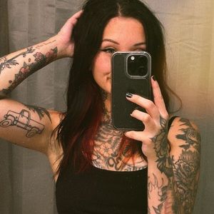 Meet your Posher, Kenzie